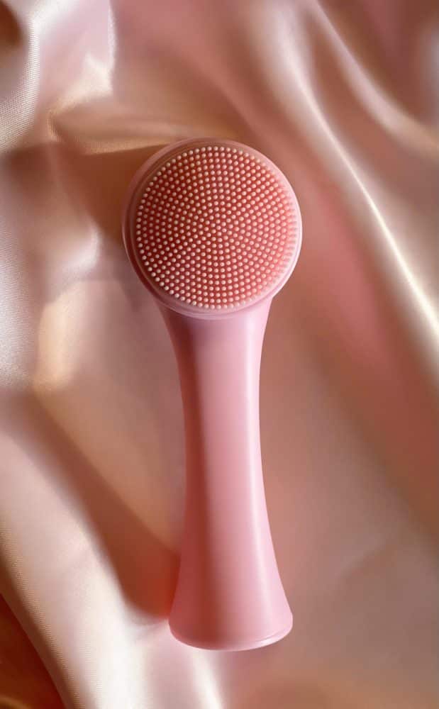 Silicon face brush